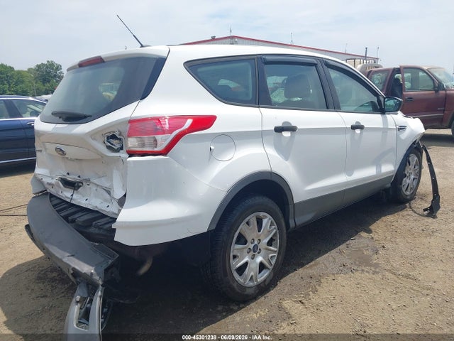 Продажа на аукционе авто 2016 Ford Escape S, vin: 1FMCU0F72GUA61435, номер лота: 45301238