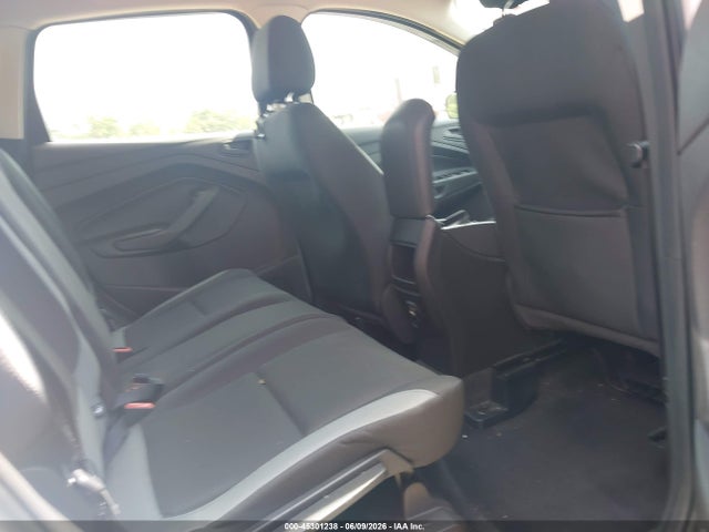 Продажа на аукционе авто 2016 Ford Escape S, vin: 1FMCU0F72GUA61435, номер лота: 45301238