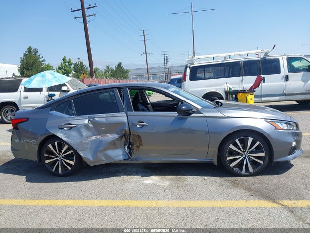 1N4BL4CV5NN342476 Nissan Altima Sr Fwd