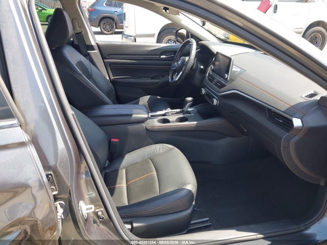1N4BL4CV5NN342476 Nissan Altima Sr Fwd