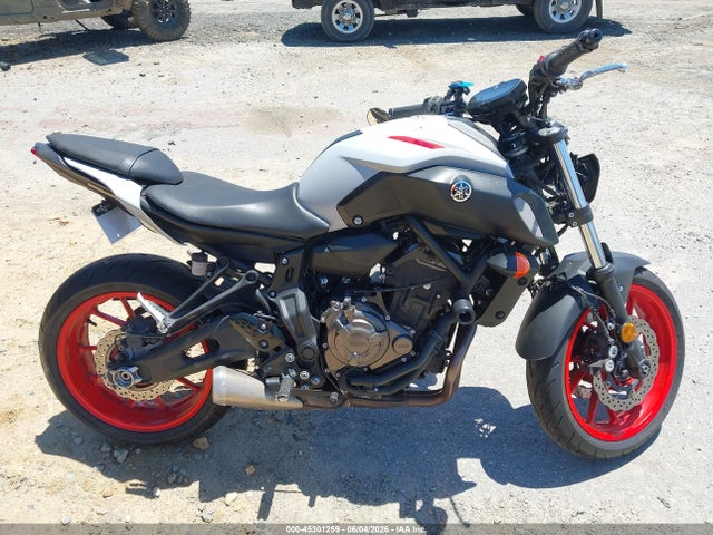 Yamaha MT07 2020 JYARM27E3LA005972 Image 12