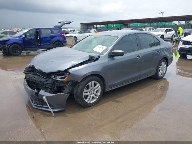Продаж на аукціоні авто 2018 Volkswagen Jetta 1.4t S, vin: 3VW2B7AJ4JM204976, номер лоту: 45301322