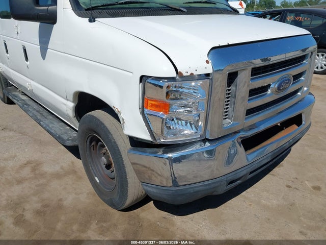 45301337 :رقم المزاد ، 1FTNE2EW6BDB16413 vin ، 2011 Ford E-250 Commercial مزاد بيع