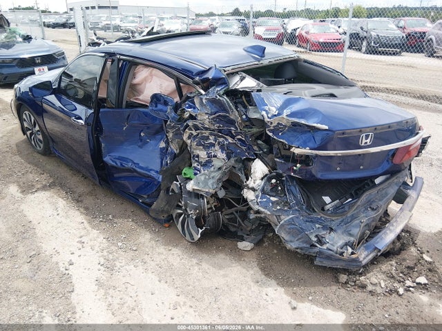 Продажа на аукционе авто 2017 Honda Accord Hybrid Touring, vin: JHMCR6F74HC013885, номер лота: 45301361