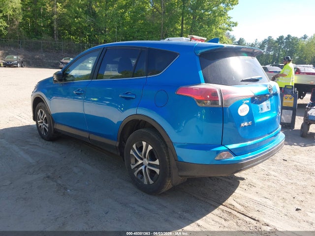 45301363 :رقم المزاد ، JTMBFREV2JJ198611 vin ، 2018 Toyota Rav4 Le مزاد بيع