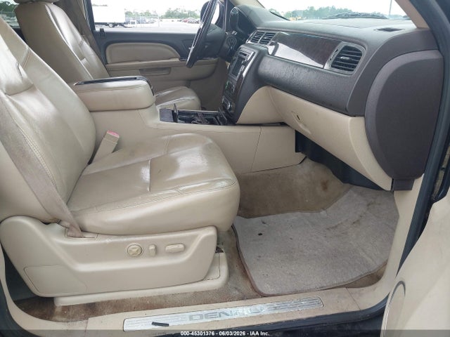 Продаж на аукціоні авто 2011 Gmc Yukon Xl 1500 Denali, vin: 1GKS2MEF1BR185315, номер лоту: 45301376