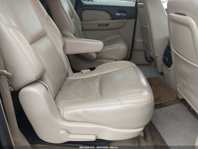 Продаж на аукціоні авто 2011 Gmc Yukon Xl 1500 Denali, vin: 1GKS2MEF1BR185315, номер лоту: 45301376