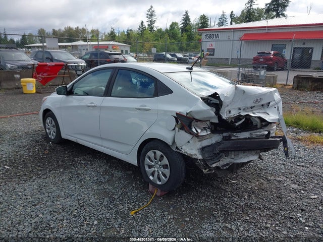 Hyundai ACCENT SE 2017 KMHCT4AE4HU362452 Image 3