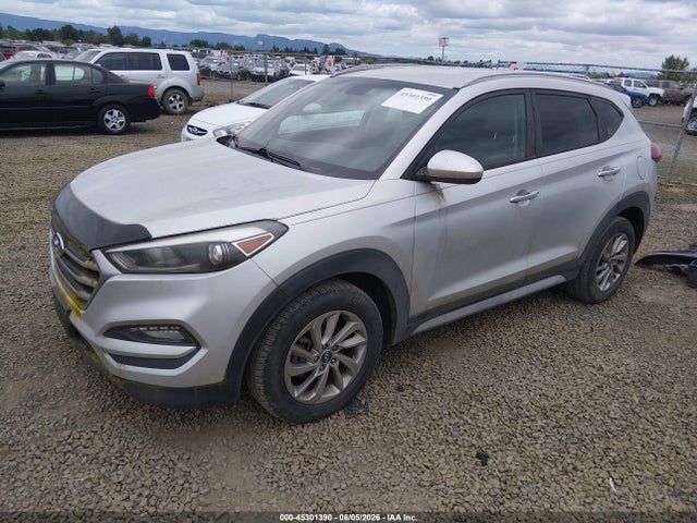 Hyundai TUCSON SEL 2018 KM8J3CA45JU719684 Image 2