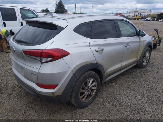 Hyundai TUCSON SEL 2018 KM8J3CA45JU719684 Image 4