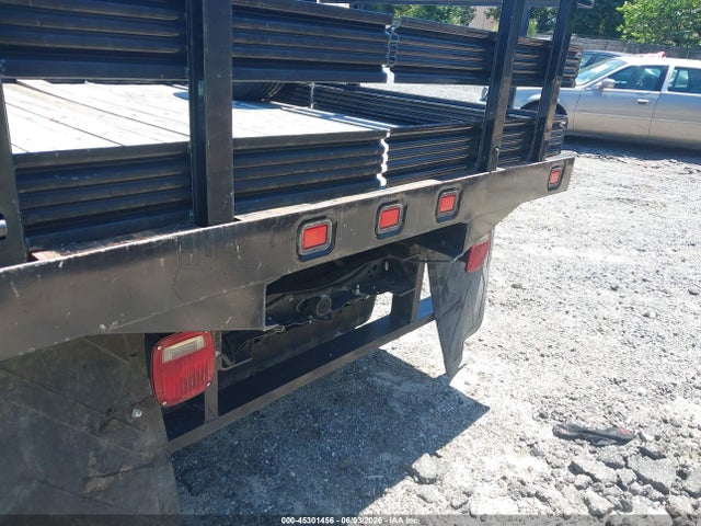 1FDRF3G66KEG53886 Ford F-350 Chassis Xl