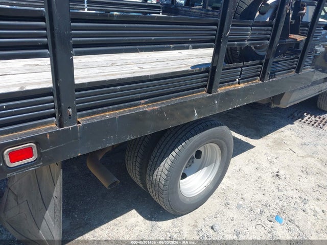 1FDRF3G66KEG53886 Ford F-350 Chassis Xl