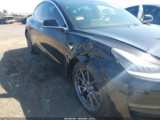 Tesla Model 3 Long Range/mid Range 2018 5YJ3E1EA6JF171635 Image 6