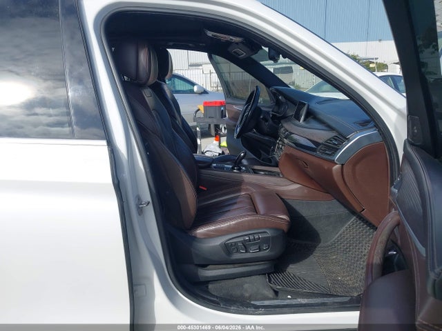 Продаж на аукціоні авто 2017 Bmw X5 Xdrive50i, vin: 5UXKR6C58H0J84512, номер лоту: 45301469