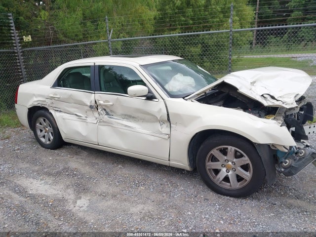 Auction sale of the 2006 Chrysler 300 Touring, vin: 2C3KA53G26H463813, lot number: 45301472