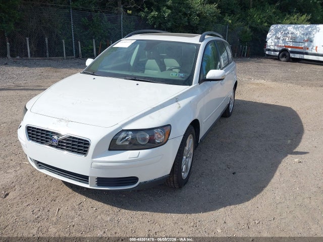 2006 Volvo V50 2.4i მანქანა იყიდება აუქციონზე, vin: YV1MW382562172507, აუქციონის ნომერი: 45301475