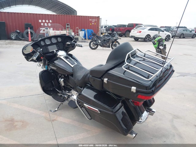 Harley-Davidson Flhtcu Ultra Classic Electra Gld 2017 1HD1FCC15HB636601 Image 3
