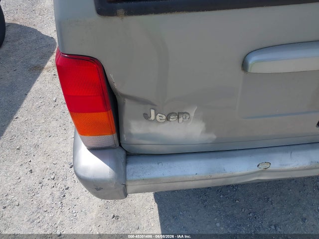 2001 Jeep Cherokee Sport მანქანა იყიდება აუქციონზე, vin: 1J4FF48S71L612177, აუქციონის ნომერი: 45301498