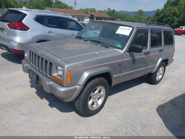2001 Jeep Cherokee Sport მანქანა იყიდება აუქციონზე, vin: 1J4FF48S71L612177, აუქციონის ნომერი: 45301498
