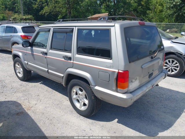 2001 Jeep Cherokee Sport მანქანა იყიდება აუქციონზე, vin: 1J4FF48S71L612177, აუქციონის ნომერი: 45301498