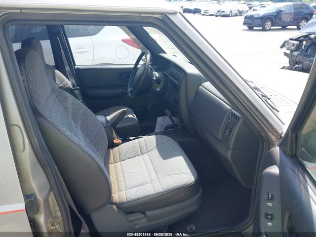 2001 Jeep Cherokee Sport მანქანა იყიდება აუქციონზე, vin: 1J4FF48S71L612177, აუქციონის ნომერი: 45301498