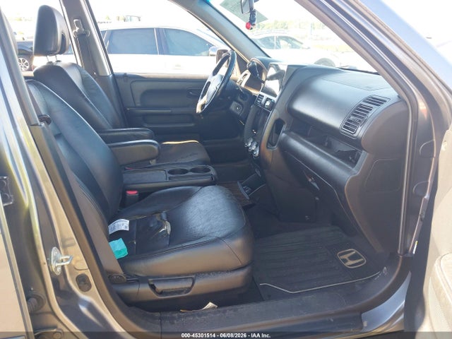 45301514 :رقم المزاد ، JHLRD78905C027750 vin ، 2005 Honda Cr-v Se مزاد بيع