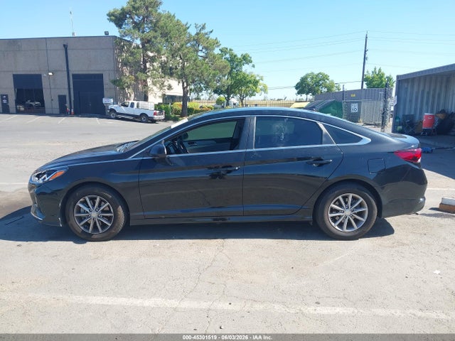 Hyundai SONATA ECO 2018 5NPE24AA1JH691901 Image 13