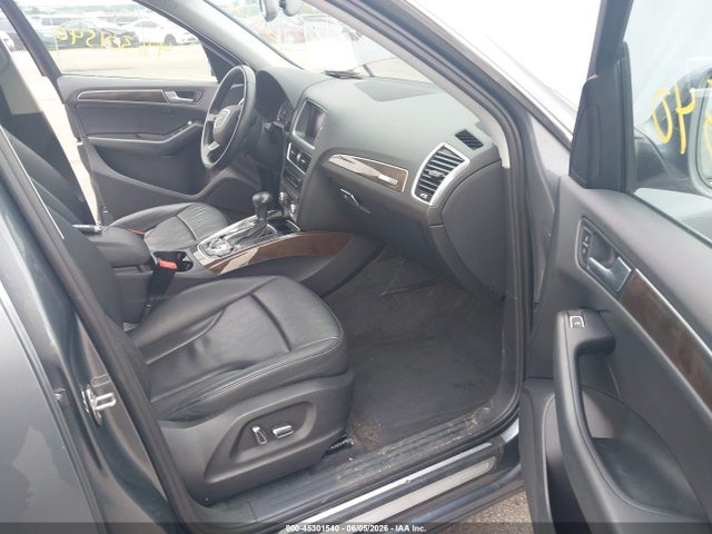 2014 Audi Q5 2.0t Premium მანქანა იყიდება აუქციონზე, vin: WA1LFAFP7EA113817, აუქციონის ნომერი: 45301540