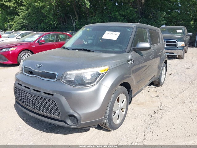45301546 :رقم المزاد ، KNDJN2A27F7140452 vin ، 2015 Kia Soul مزاد بيع