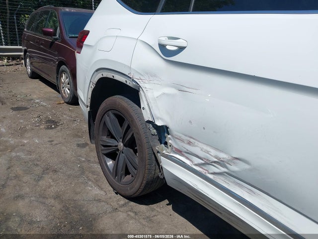 Продажа на аукционе авто 2018 Volkswagen Atlas 3.6l V6 Sel, vin: 1V2RR2CA3JC590190, номер лота: 45301575