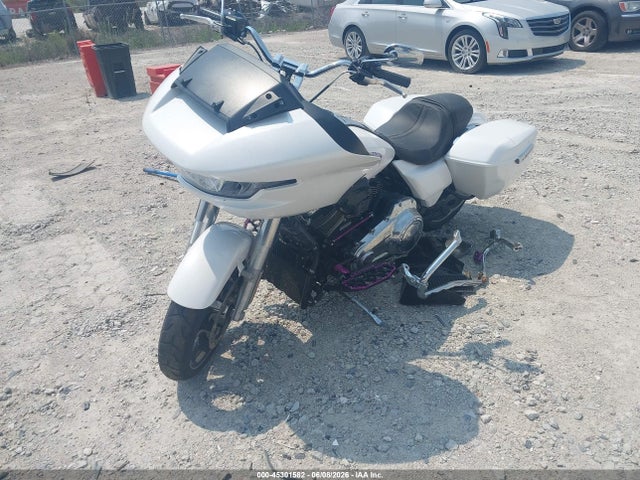 Harley-Davidson FLTRX 2024 1HD1KH719RB630420 Image 2
