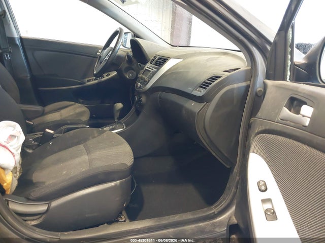 45301611 :رقم المزاد ، KMHCT5AE0CU011164 vin ، 2012 Hyundai Accent Gs مزاد بيع