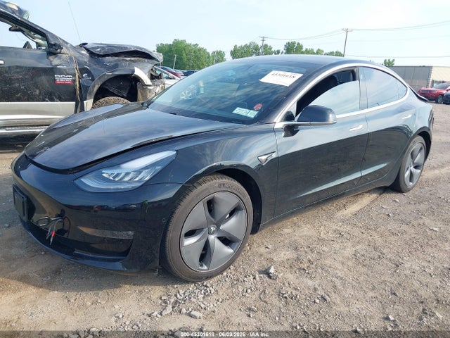 Tesla Model 3 Long Range Dual Motor All-wheel Drive 2020 5YJ3E1EB2LF599777 Image 2