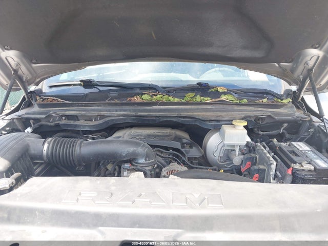 45301631 :رقم المزاد ، 1C6SRFFTXKN538060 vin ، 2019 Ram 1500 Big Horn/lone Star  4x4 5'7 Box مزاد بيع