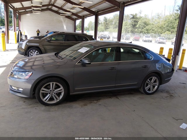 1VWBV7A33FC122240 Volkswagen Passat 2.0l Tdi Se