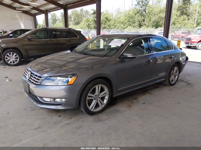 1VWBV7A33FC122240 Volkswagen Passat 2.0l Tdi Se