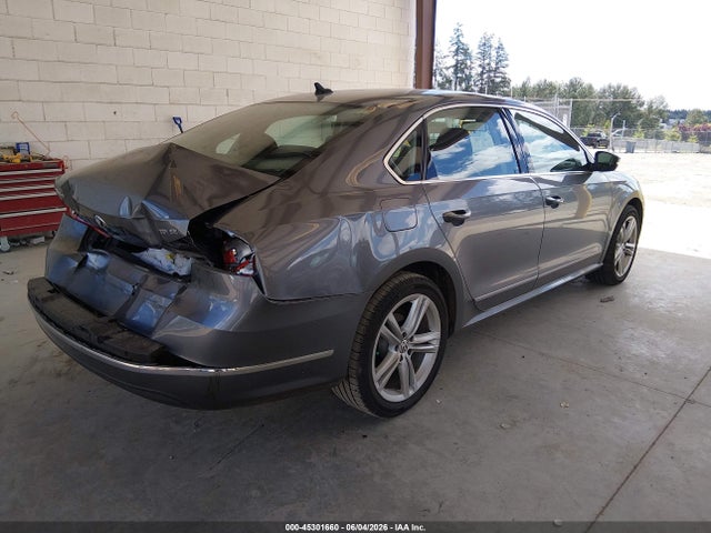 1VWBV7A33FC122240 Volkswagen Passat 2.0l Tdi Se