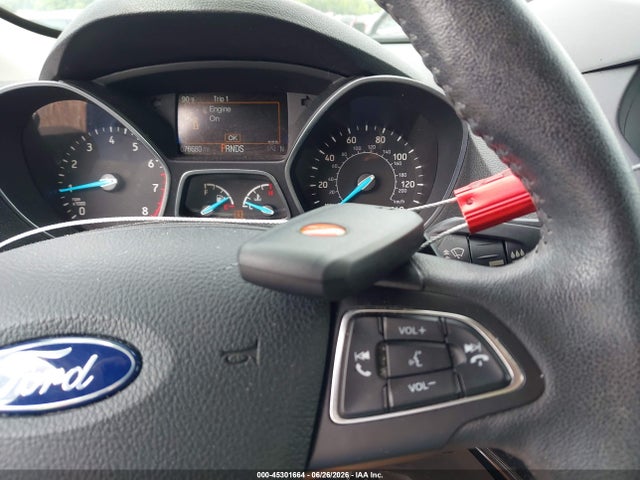 45301664 :رقم المزاد ، 1FMCU0J96HUD75213 vin ، 2017 Ford Escape Titanium مزاد بيع