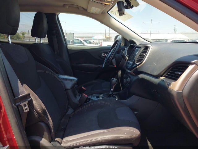 2015 Jeep Cherokee Latitude მანქანა იყიდება აუქციონზე, vin: 1C4PJLCB4FW602769, აუქციონის ნომერი: 45301711