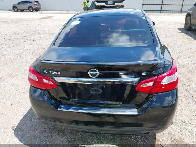 45301718 :رقم المزاد ، 1N4AL3AP0HN330962 vin ، 2017 Nissan Altima 2.5 Sr مزاد بيع
