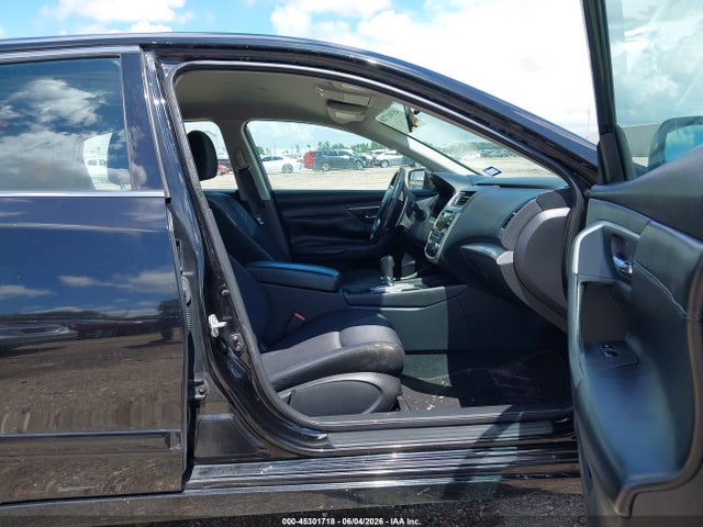 45301718 :رقم المزاد ، 1N4AL3AP0HN330962 vin ، 2017 Nissan Altima 2.5 Sr مزاد بيع