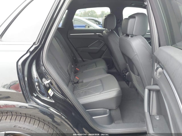 45301741 :رقم المزاد ، WA1EECF34P1048397 vin ، 2023 Audi Q3 Premium Plus 45 Tfsi S Line Quattro Tiptronic مزاد بيع