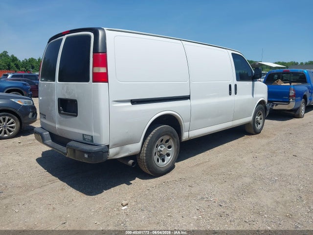 45301772 :رقم المزاد ، 1GCSGAFX9E1158174 vin ، 2014 Chevrolet Express 1500 Work Van مزاد بيع