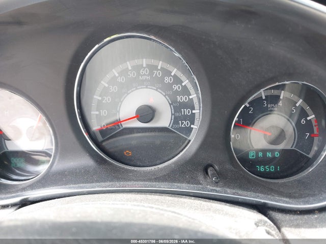 45301786 :رقم المزاد ، 1C3BC1FG4BN577425 vin ، 2011 Chrysler 200 Touring مزاد بيع