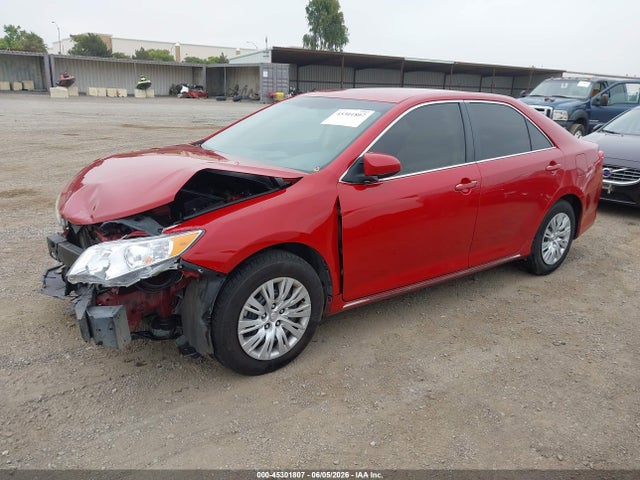 Toyota CAMRY LE 2014 4T1BF1FK9EU784633 Image 2