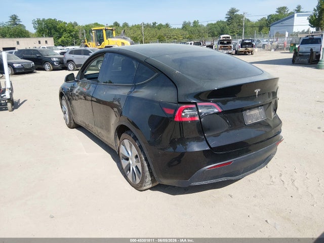 45301811 :رقم المزاد ، 5YJYGDEE6MF131662 vin ، 2021 Tesla Model Y Long Range Dual Motor All-wheel Drive مزاد بيع