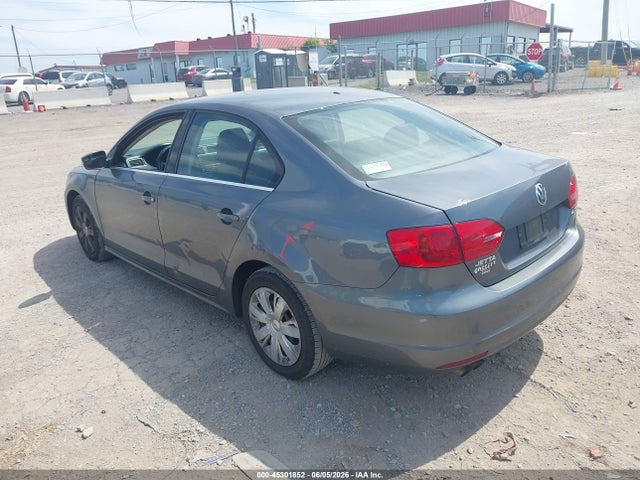 Продаж на аукціоні авто 2013 Volkswagen Jetta 2.5l Se, vin: 3VWDX7AJXDM388058, номер лоту: 45301852