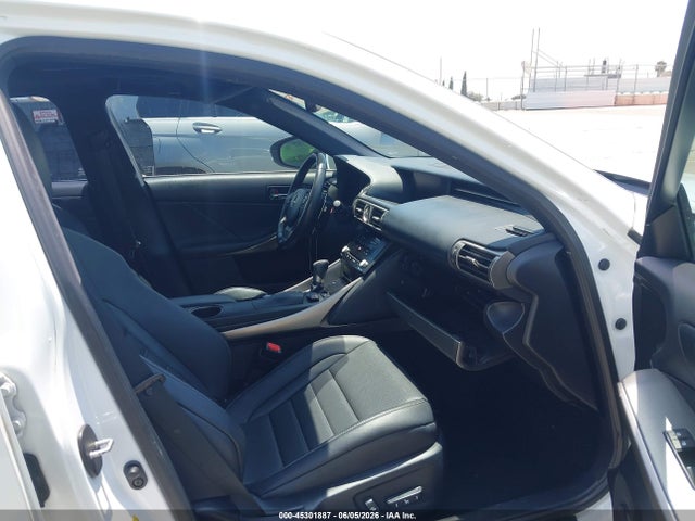 Lexus IS 350 2014 JTHBE1D27E5001439 Image 5