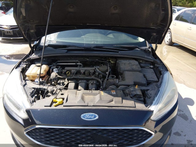 45301908 :رقم المزاد ، 1FADP3E22FL215725 vin ، 2015 Ford Focus S مزاد بيع