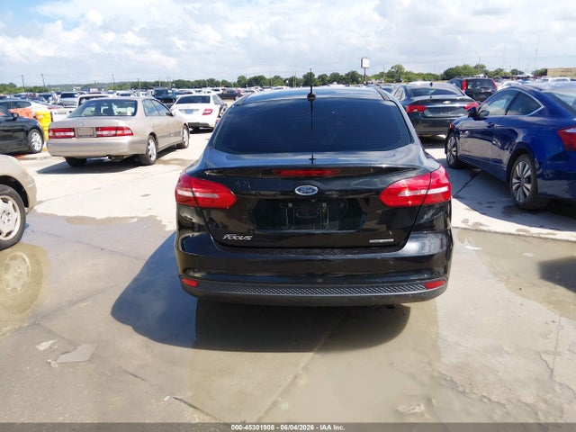 2015 Ford Focus S მანქანა იყიდება აუქციონზე, vin: 1FADP3E22FL215725, აუქციონის ნომერი: 45301908